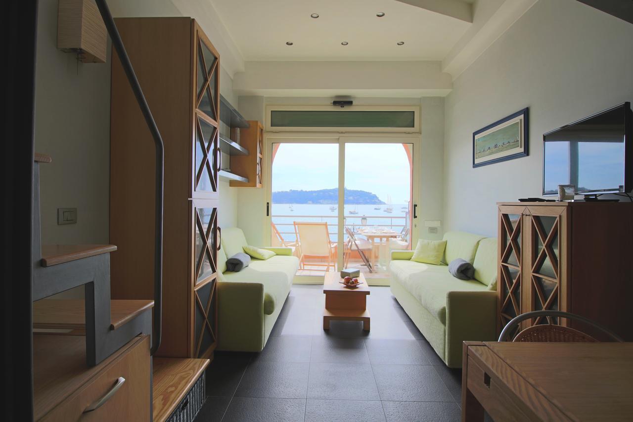 Studio Bay View By Icasamia Apartment Villefranche-sur-Mer Luaran gambar